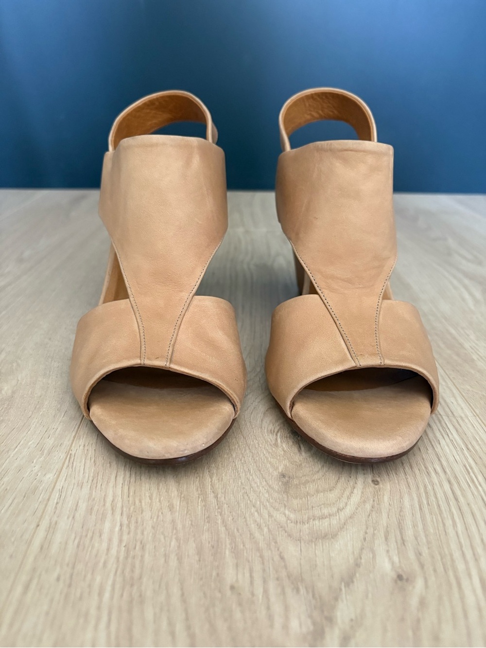 Coclico Tan Leather Heels - Picture 6 of 15